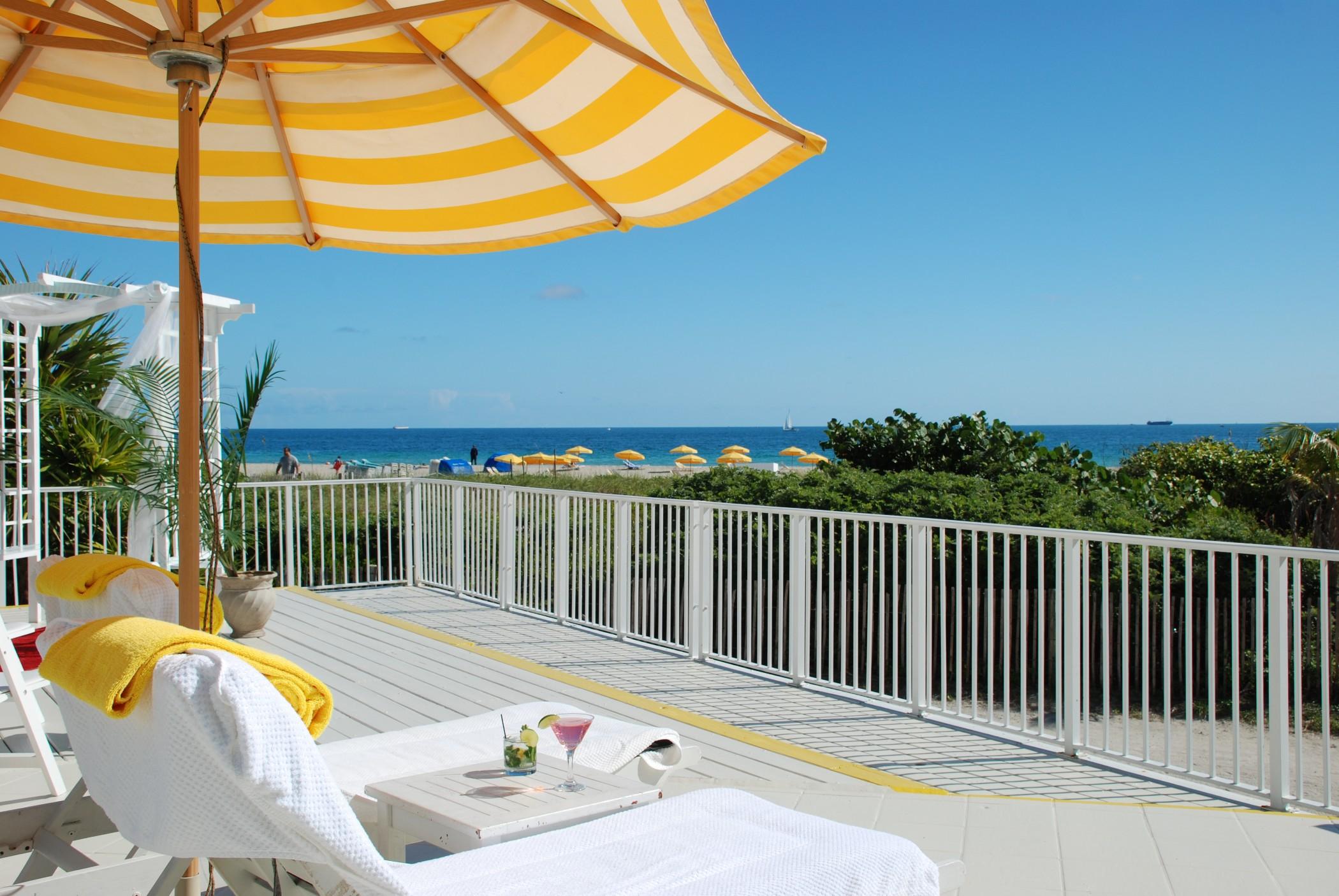 The Savoy Hotel & Beach Club Miami Beach Bagian luar foto