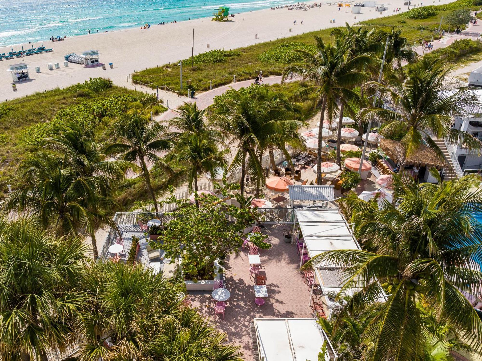 The Savoy Hotel & Beach Club Miami Beach Bagian luar foto