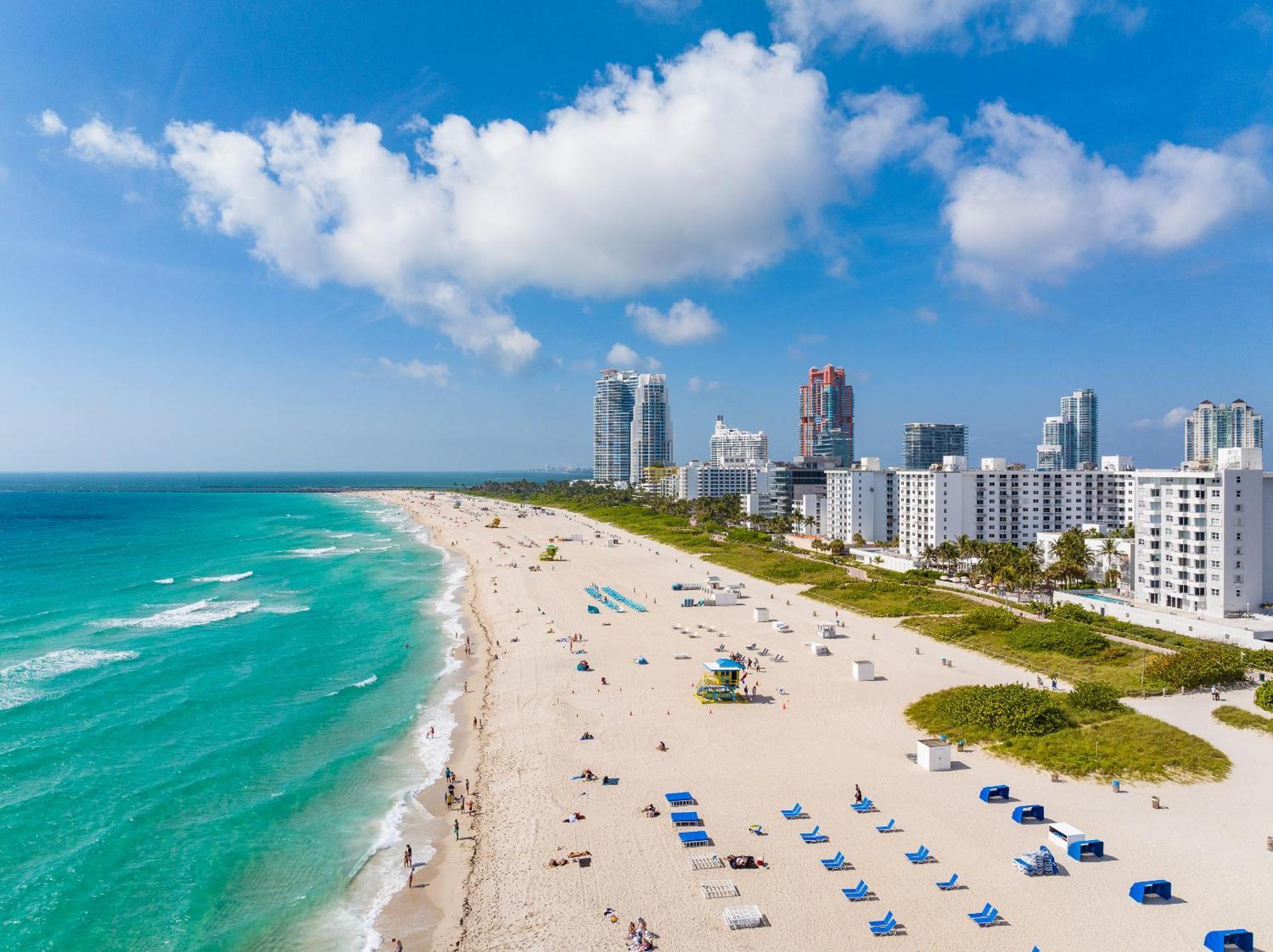 The Savoy Hotel & Beach Club Miami Beach Bagian luar foto
