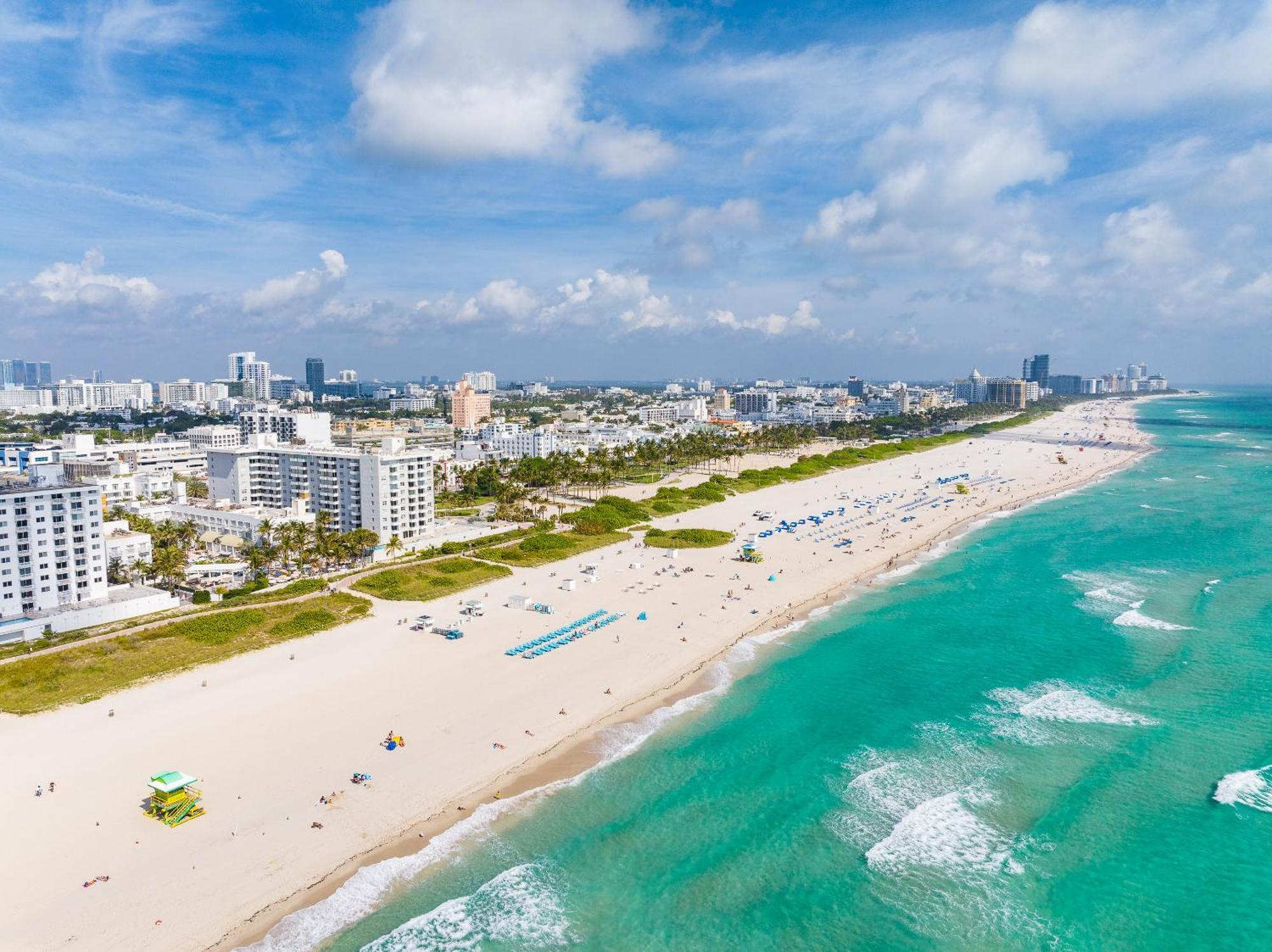 The Savoy Hotel & Beach Club Miami Beach Bagian luar foto