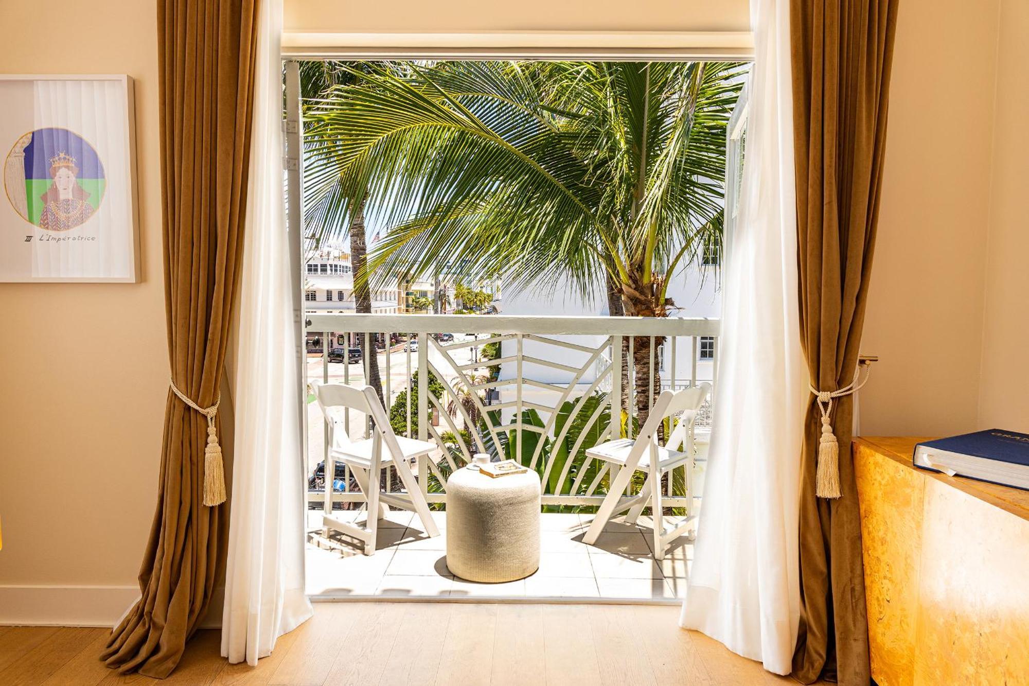 The Savoy Hotel & Beach Club Miami Beach Bagian luar foto